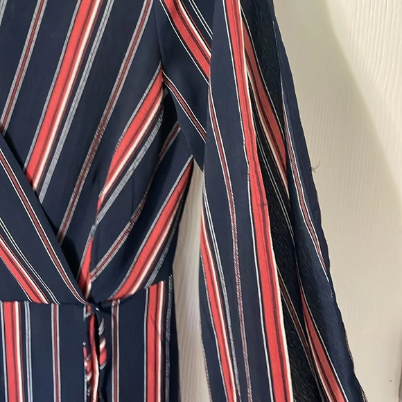 Monteau Los Angeles slit sleeve v neck midi dress size medium - Picture 3 of 8